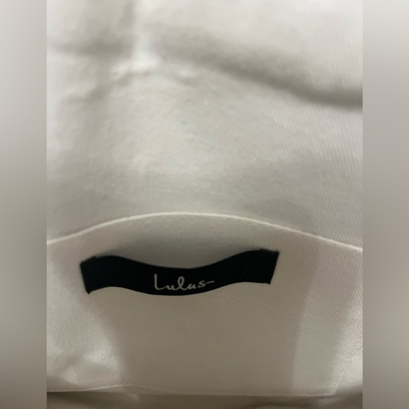 Lulus Floral Beaded purse with sequins - Picture 12 of 13